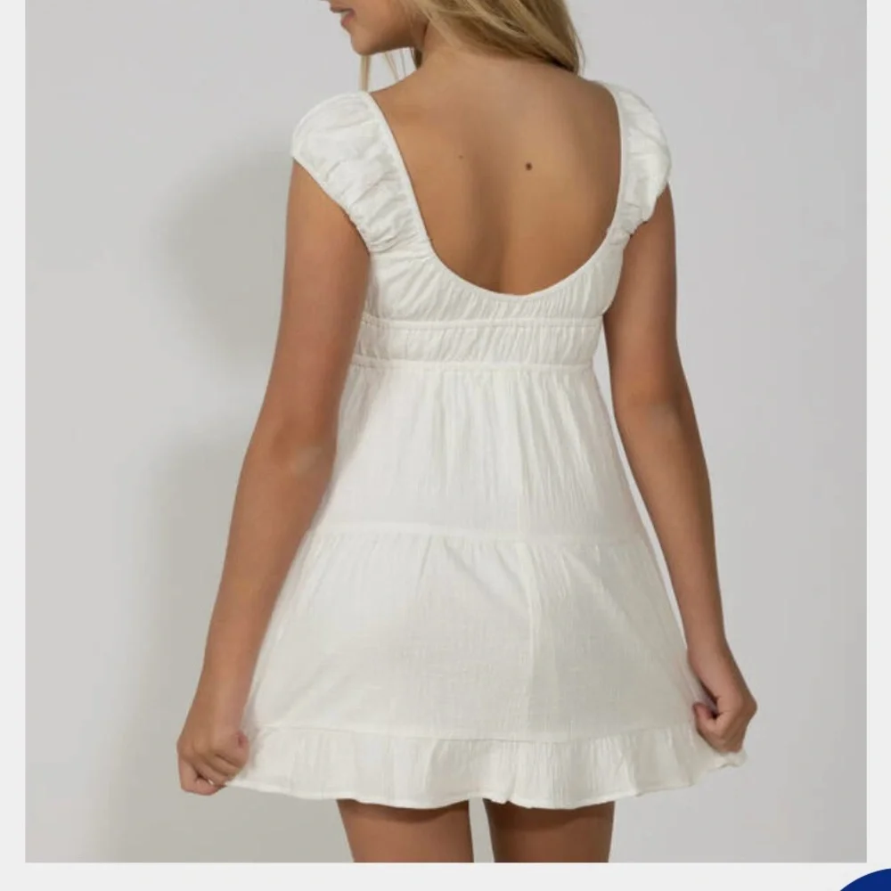 Mooloola Agnes Cotton Tiered Mini Sundress
Girl’s Size S (10) - Picture 2 of 8